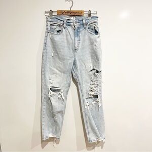 Abercrombie & Fitch Ultra High Rise Ankle Straight Jean